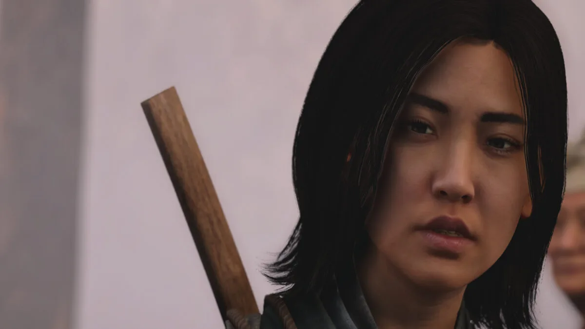 Shinobi Naoe, die direkt in die Kamera blickt.
