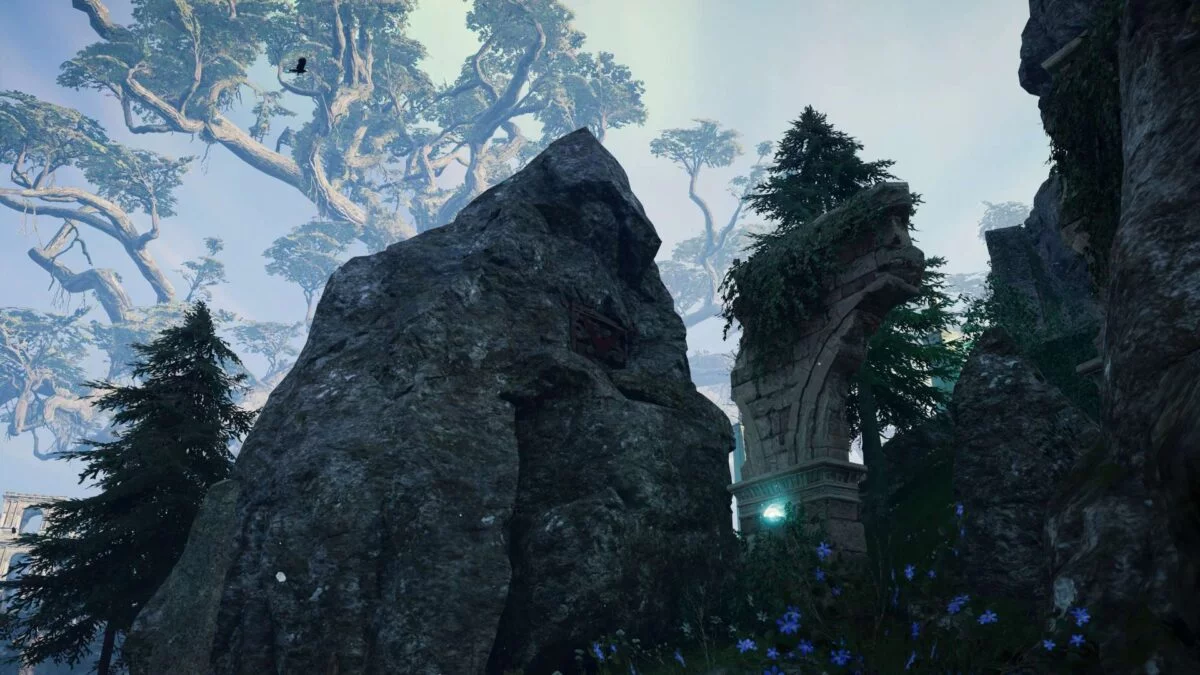 Eine rissige Felswand am Gebirge von Heimdalls Turm in Assassin's Creed Valhalla.