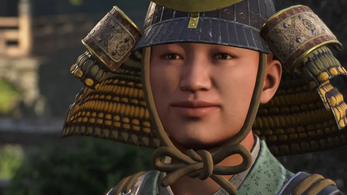 Samurai Hori Hidemasa schaut lächelnd zu Yasuke.