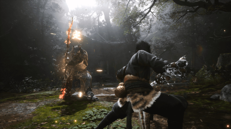 Ein Screenshot aus Black Myth: Wukong zeigt, wie sich der Protagonist einem brennenden Boss gegenüber stellt.