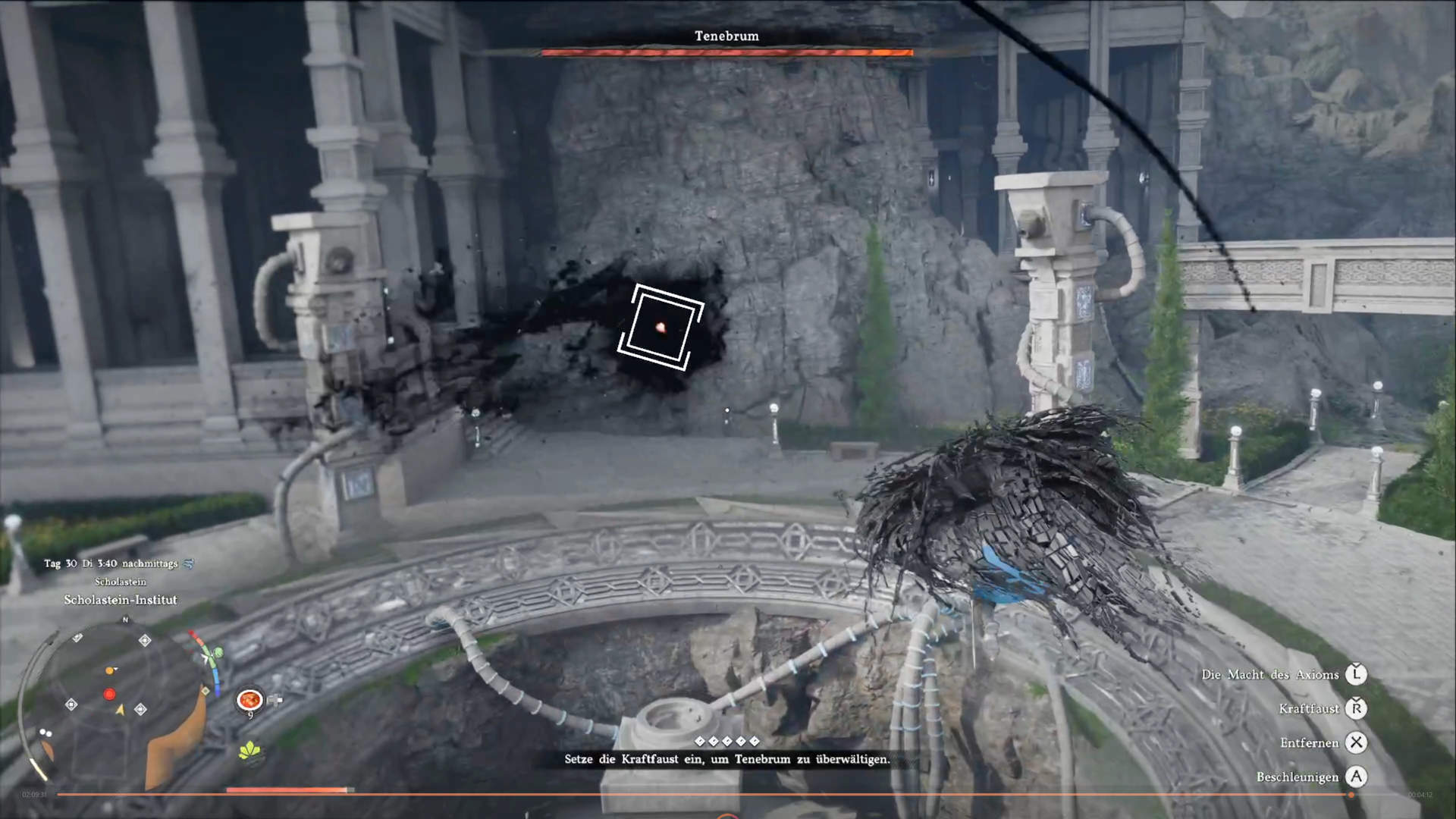 Flugkampf gegen Tenebrum: Schwarze Schattenkugel greift den Spieler über einer Ruinenanlage in Crimson Desert an