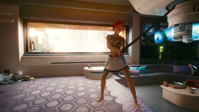 V with skirt and katana in Cyberpunk 2077