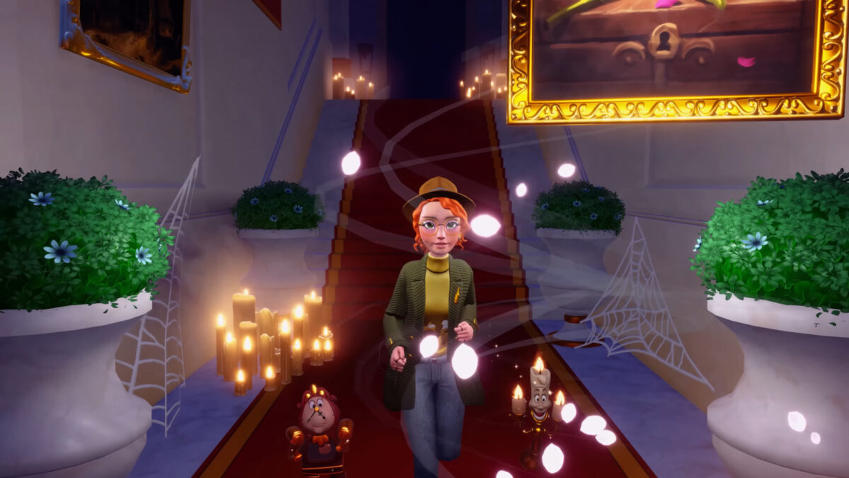A woman together with Lumiere and Cogsworth chasing after a painting.