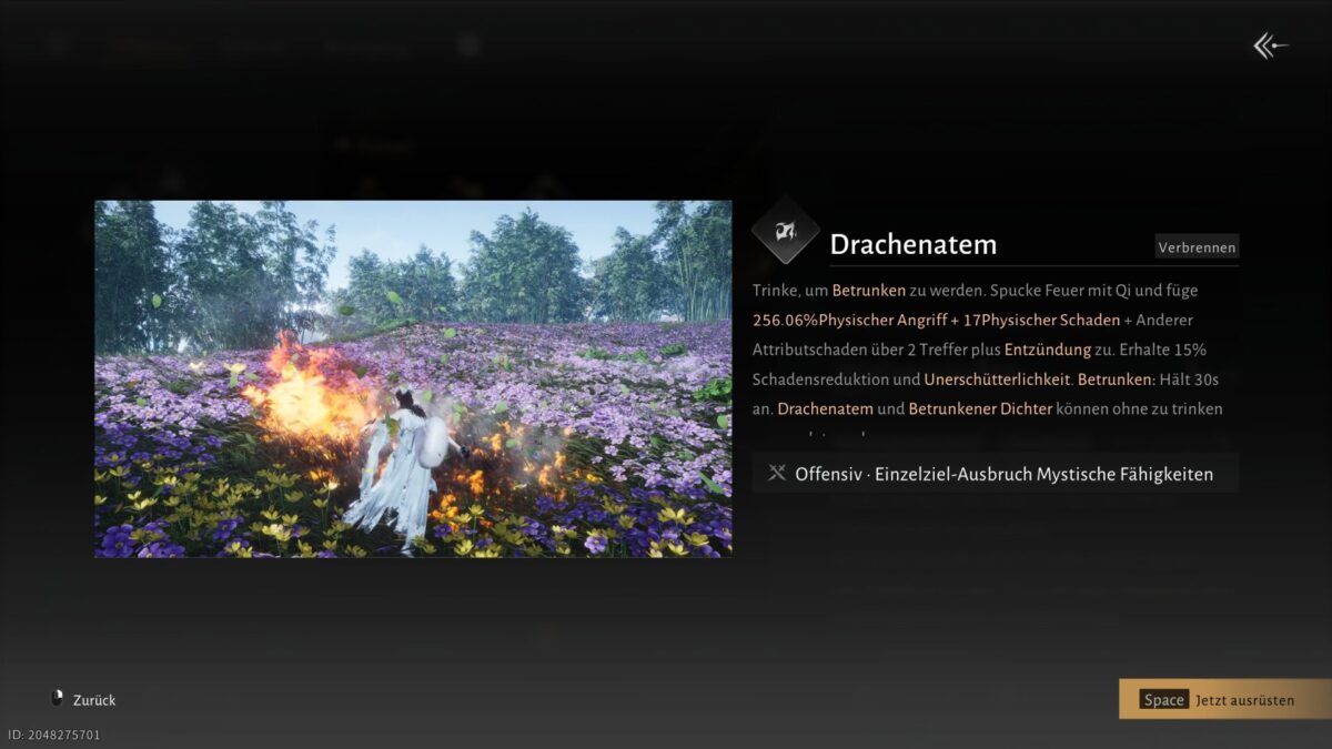 Screenshot einer Spielszene: Eine weiß gekleidete Spielfigur wirkt die Fähigkeit „Drachenatem“ und speit einen breiten Feuerstoß über ein Feld aus violetten und gelben Blumen, während im Hintergrund eine Baumreihe steht. Rechts daneben wird die Skill-Beschreibung mit Schadenswerten und Effekten eingeblendet.