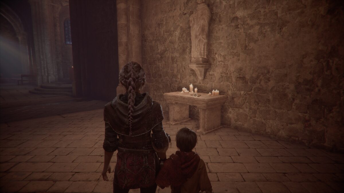 Amicia und Hugo kommen im Laufe des Kapitels in eine alte Kirche.