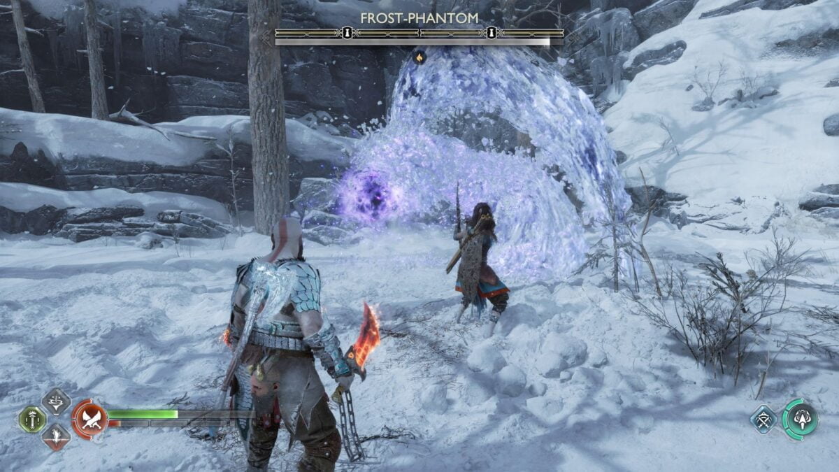 Kratos und Freya stehen in God of War Ragnarök dem Frost-Phantom gegenüber. 