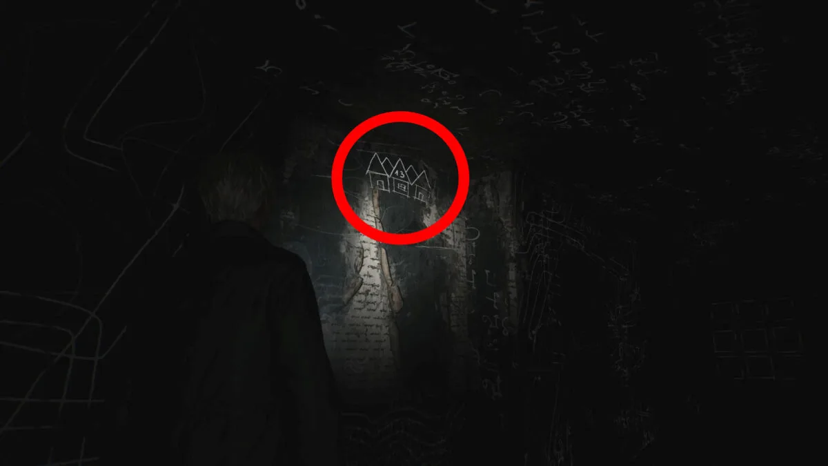 James steht in Silent Hill 2 in einem dunklen Raum. Die Zeichnung mehrerer Häuser ist mit einem roten Kreis umringt.