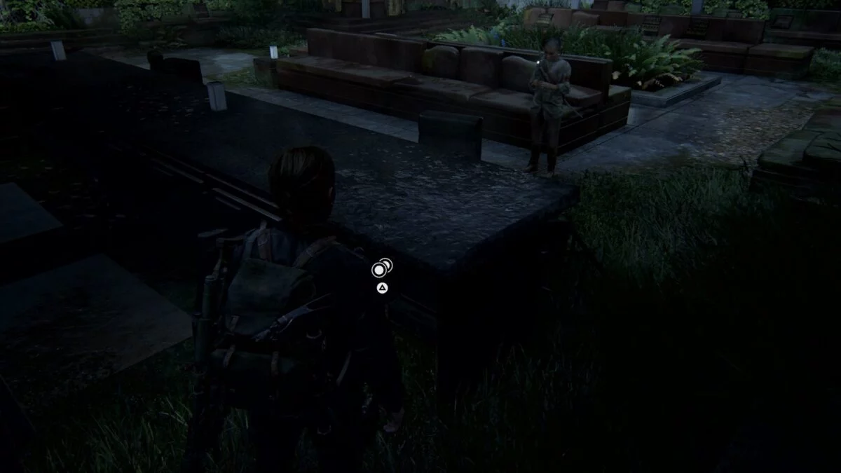 Abby und Lev stehen in The Last of Us 2 auf der Dachterrasse des Hotels.