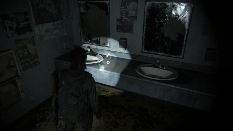 Supplements next to a sink in the women´s restroom of the bookstore in The Last of Us 2.