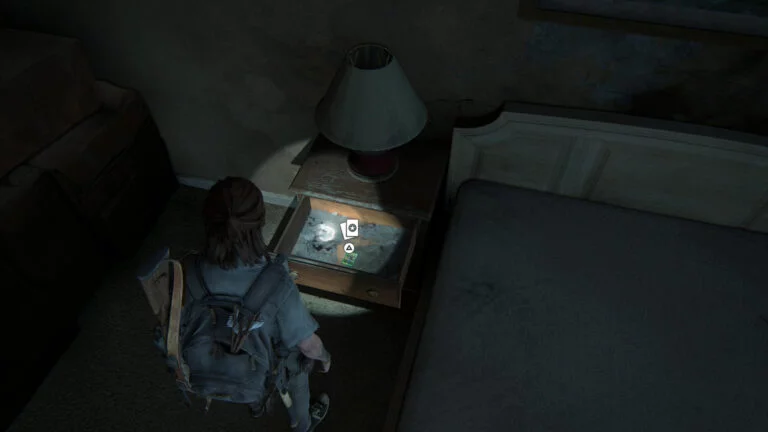 In einer Schublade liegt die Sammelkarte Star Sign in The Last of Us 2